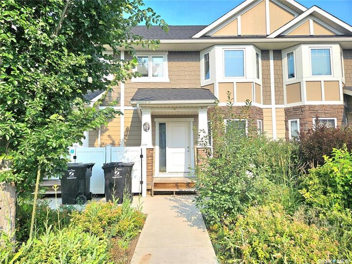 Property Photo: 1415 Hunter Road SK S7T 0T4