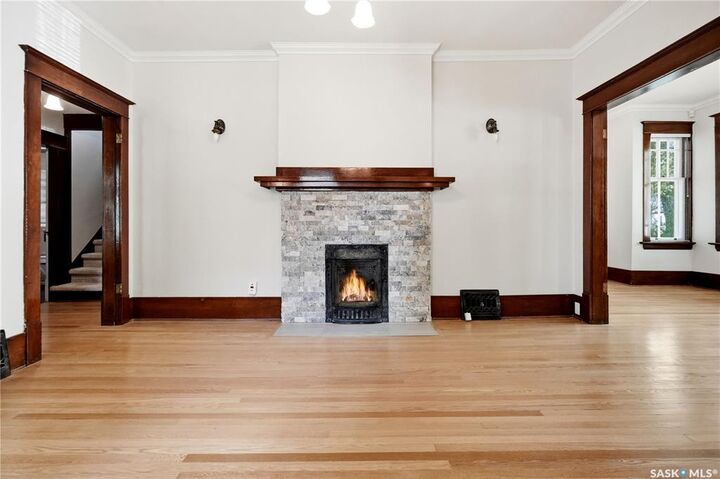 Property Photo: 1706 15th Avenue SK S4P 0Z7