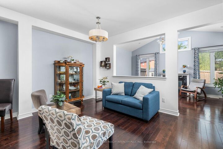 Property Photo: 239 Summerlyn Trail ON L3Z 0H8