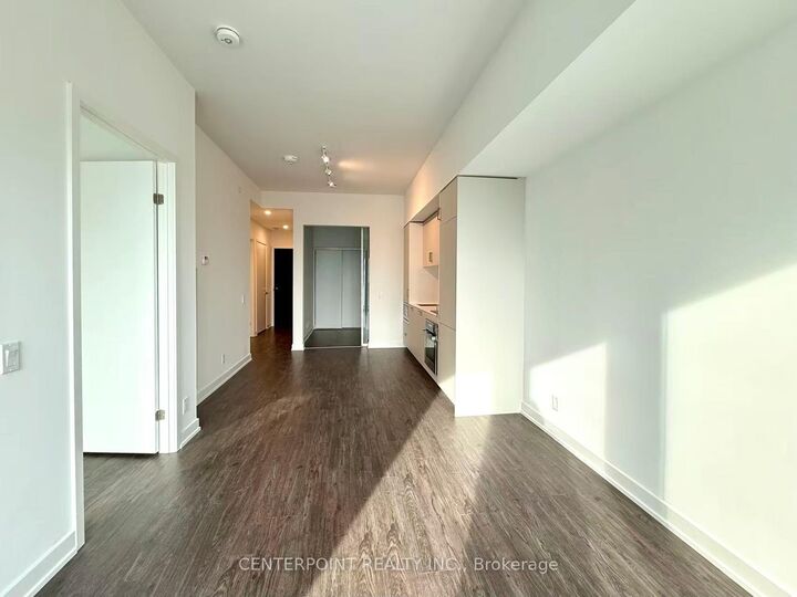 Property Photo:  88 Queen Street E 1809  ON M5C 0B6 