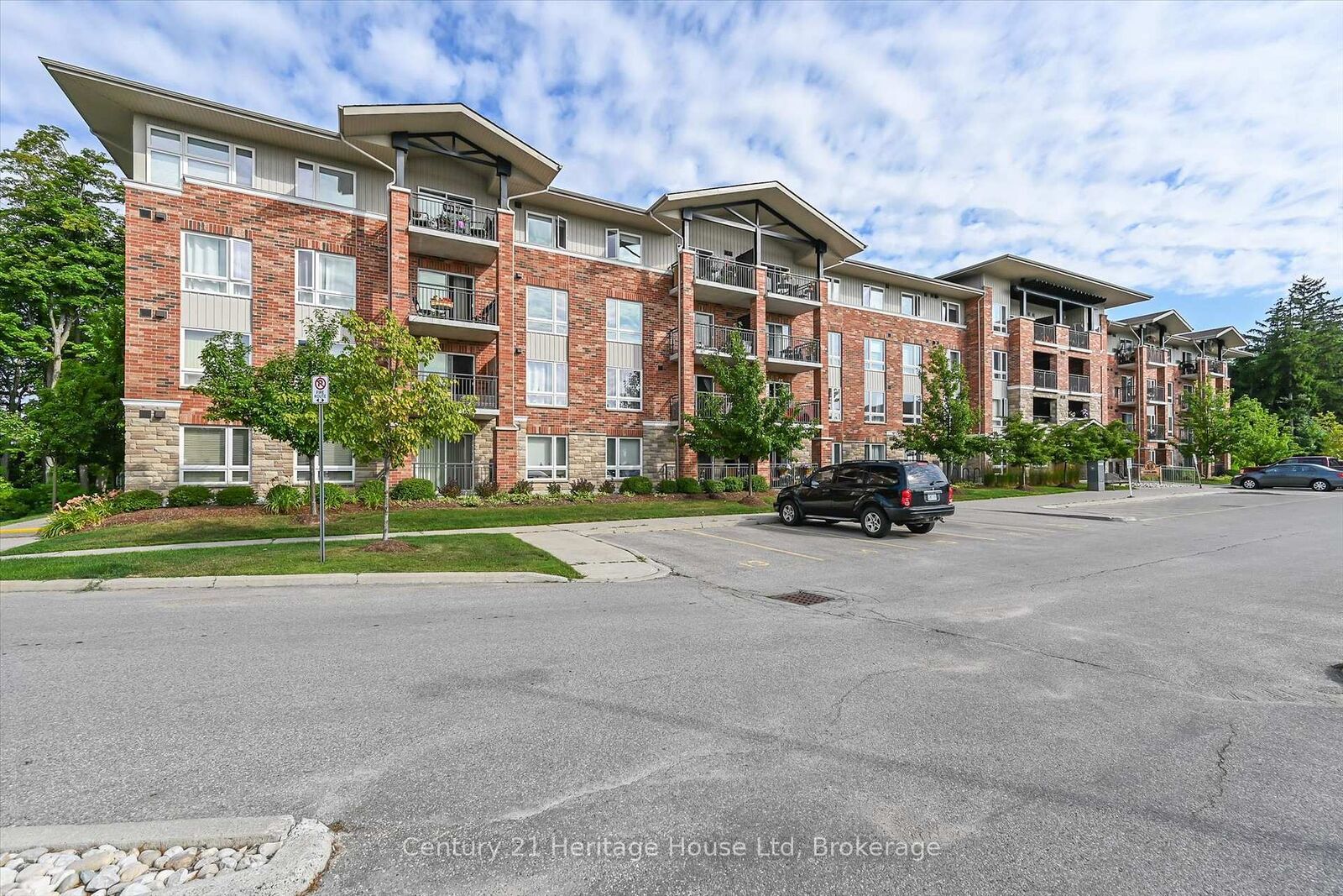 Property Photo: 625 St David Street S 302 ON N1M 0A8