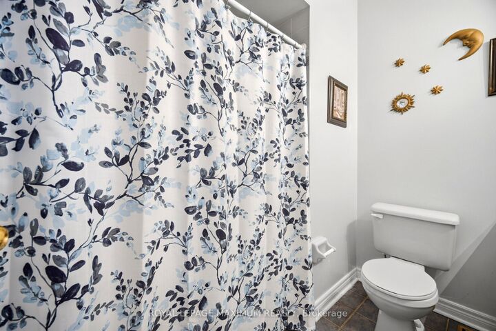 Property Photo: 34 Kirkwood Crescent ON L7C 1B8