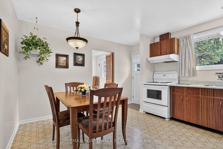 Property Photo: 166 Dan Street ON K7S 1V4