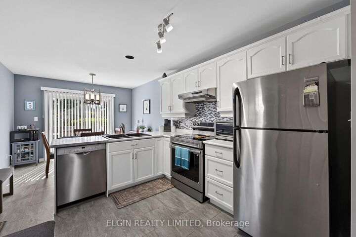 Property Photo: 408 Highview Drive ON N5R 6C4