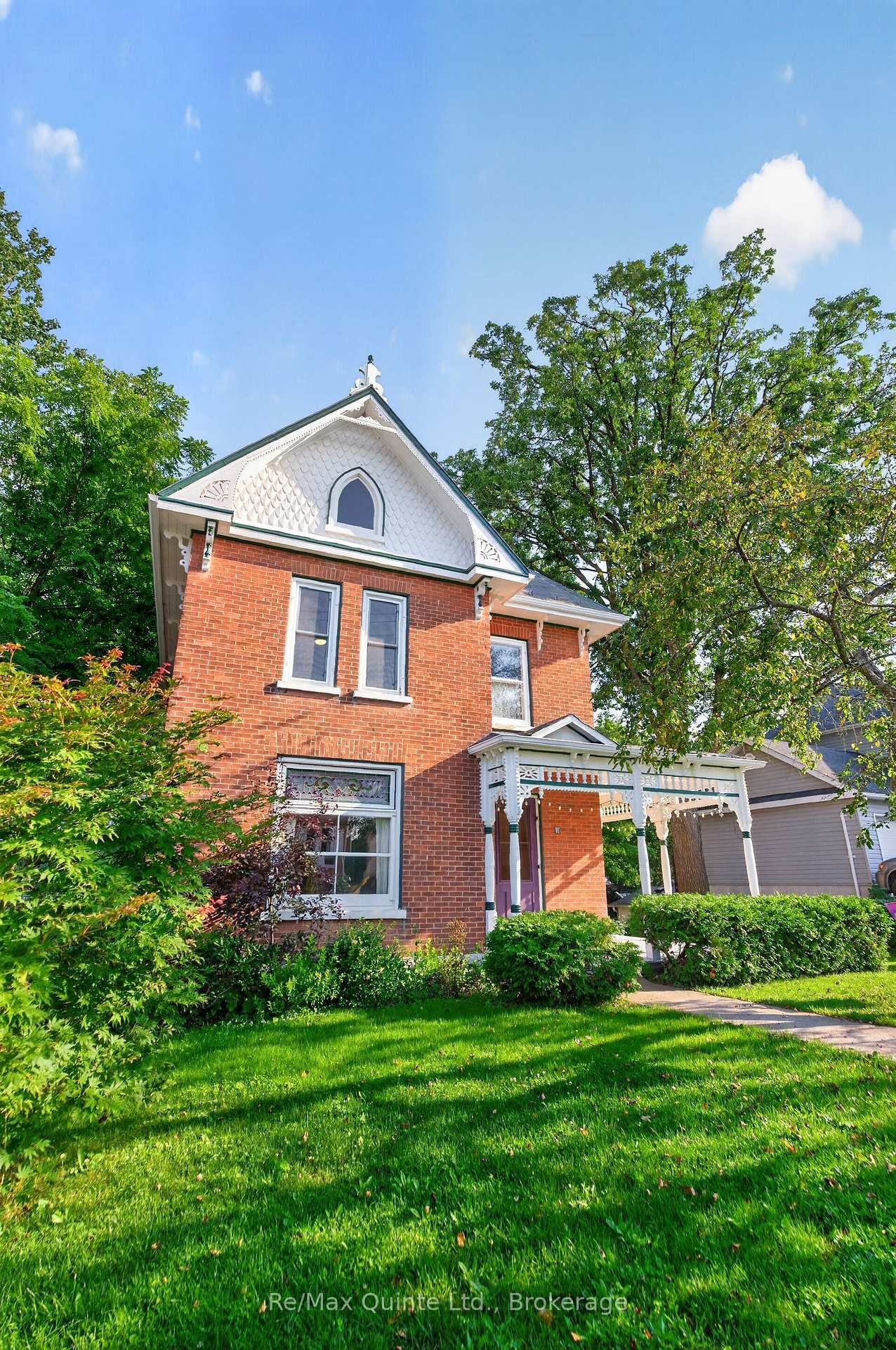 Property Photo: 97 St Lawrence Street W ON K0K 2K0