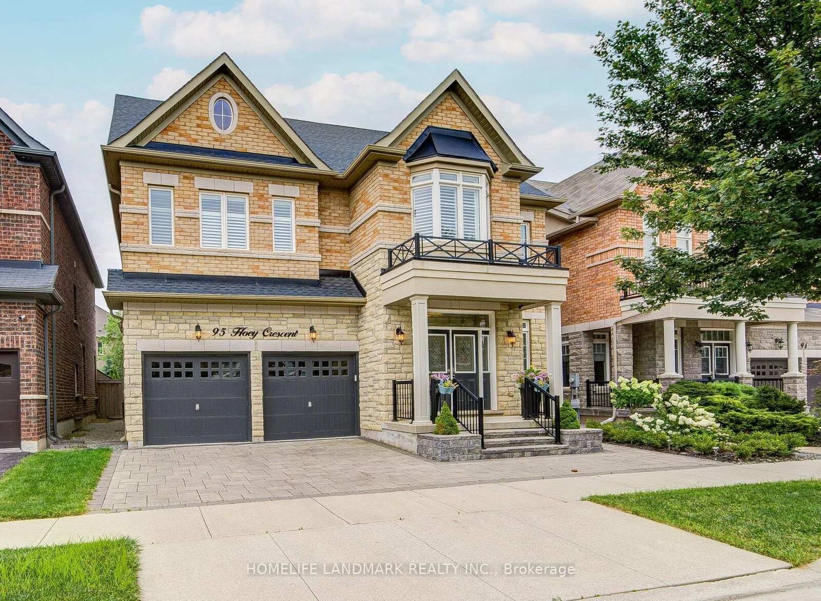 Property Photo: 95 Hoey Crescent ON L6M 0X1