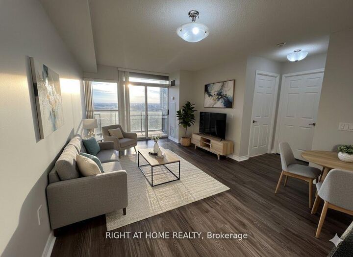 Property Photo: 55 Strathaven Drive 1808 ON L5R 4G9