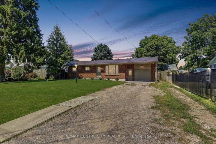 Property Photo: 113 South Street W ON N5H 1R7