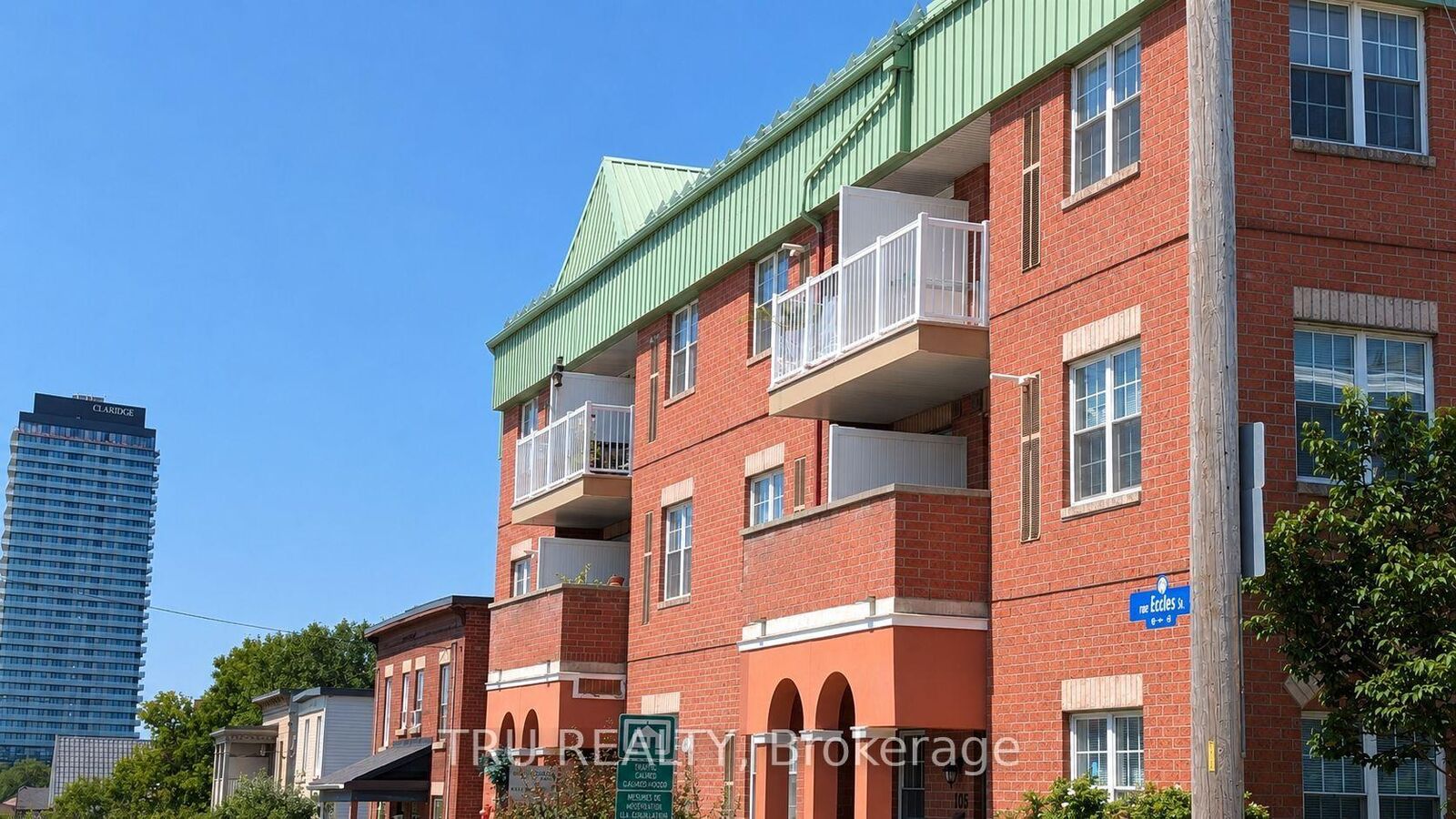 Property Photo: 130 Rochester Street 2 ON K1R 0A3