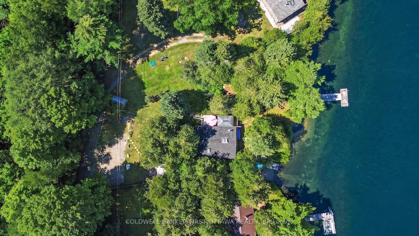 Property Photo:  440 Featherston Lane  ON K0G 1X0 