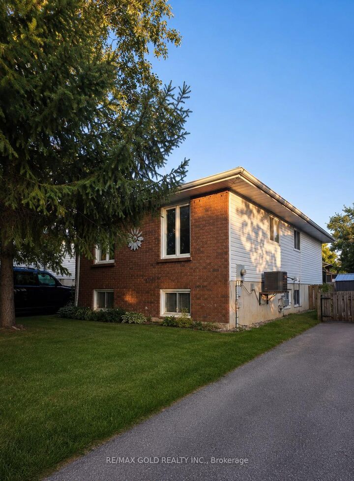 617 Trailview Drive — photo 1