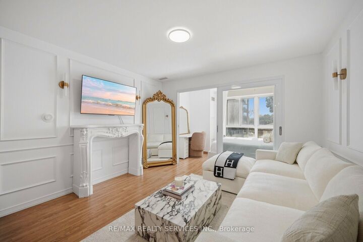 15 Maplewood Avenue 310 — photo 1