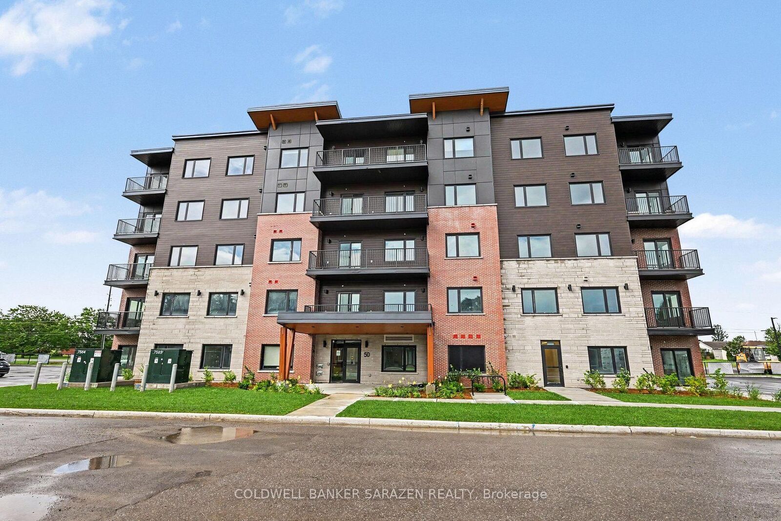Property Photo:  50 Corb Stewart Court 504  ON K7S 0K8 