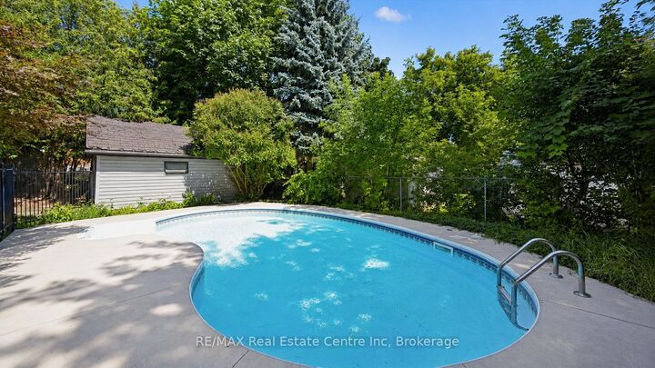 Property Photo:  289 Speedvale Avenue E  ON N1E 1M8 