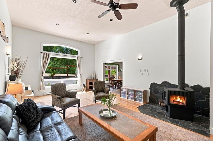 Property Photo: 1704 Matterson Rd BC V0R 1V0