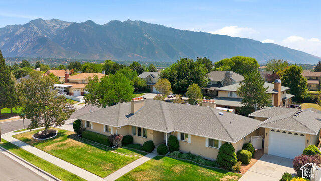 Property Photo: 1852 E Wild Willow Ln UT 84093