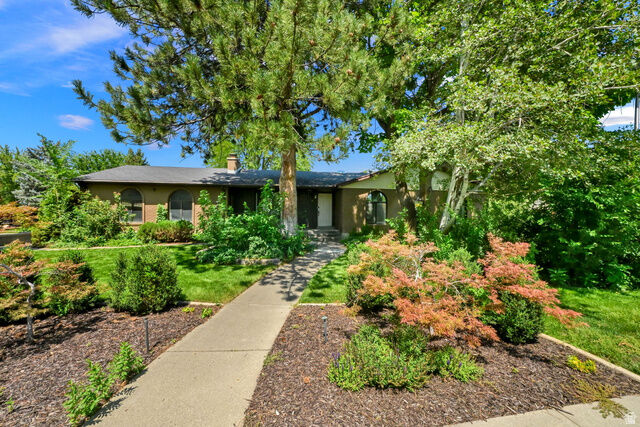 Property Photo:  1433 E Estrellita Dr  UT 84093 