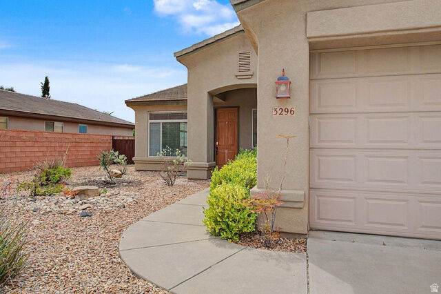 Property Photo: 3296 E Hidden Springs Dr UT 84780