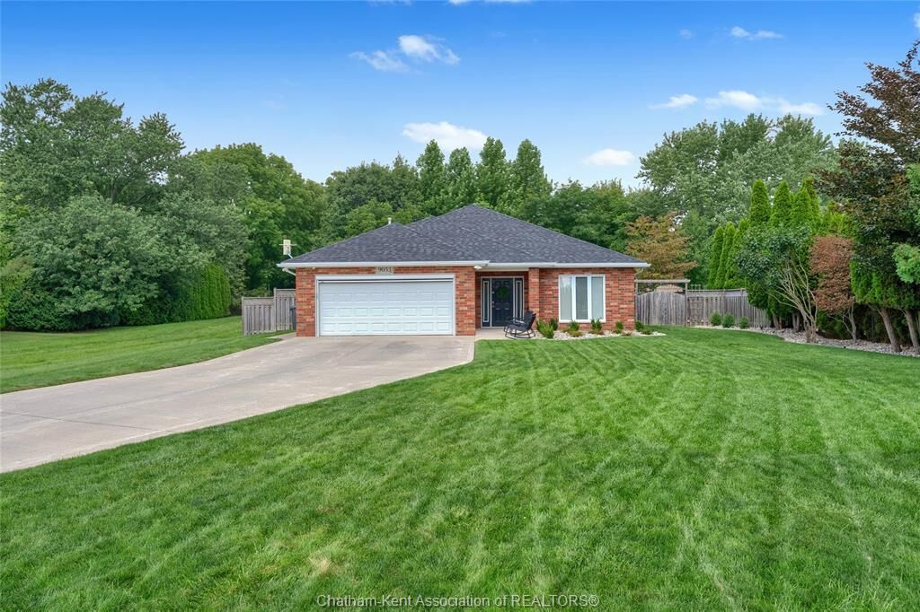 Property Photo: 9053 Indian Creek Line East ON N7M 5J3