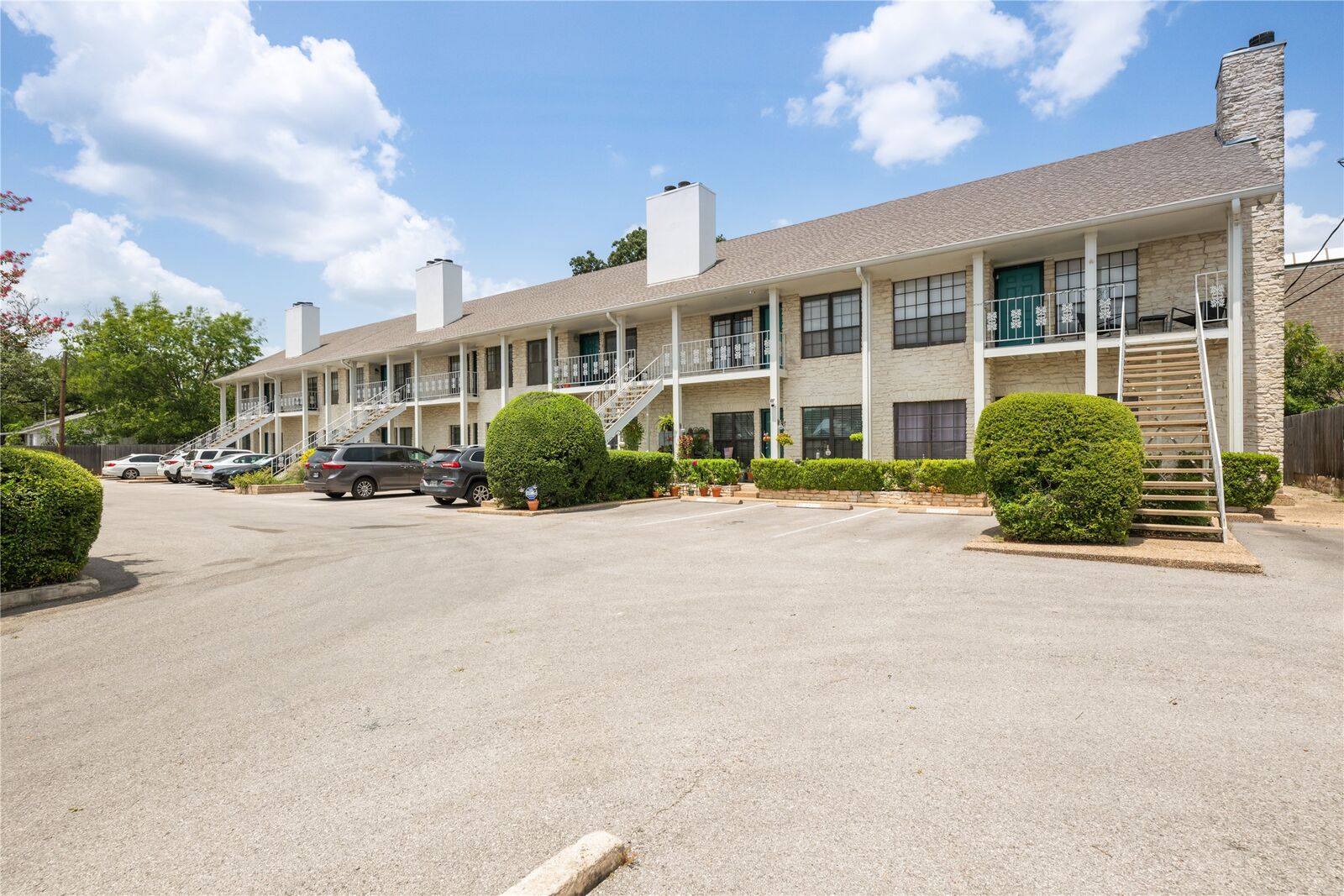 Property Photo:  1610 Waterston Avenue 11  TX 78703 