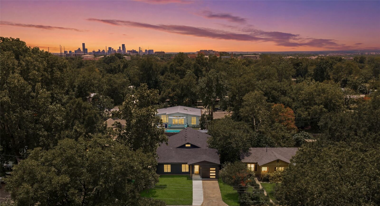 Property Photo: 1007 Payne Avenue TX 78757