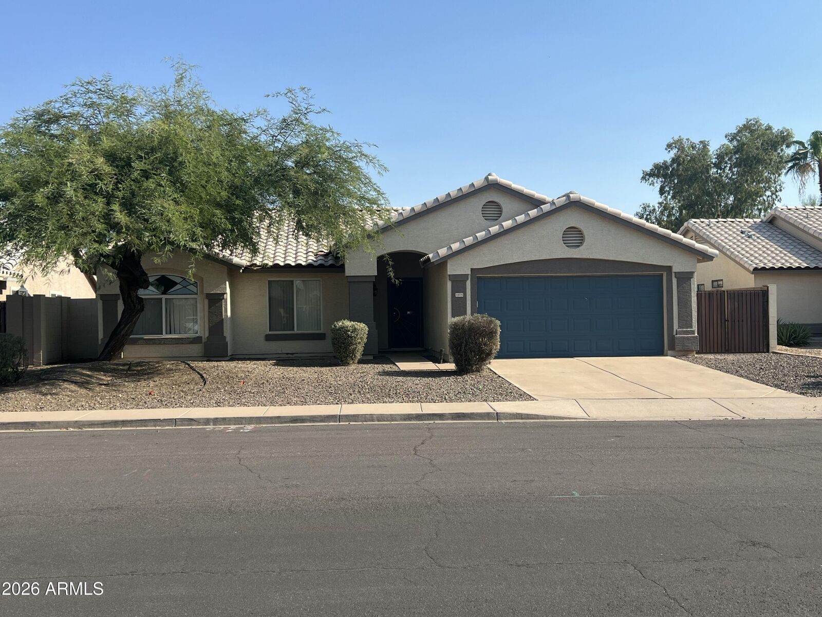 Property Photo:  2375 E Hawken Way  AZ 85286 