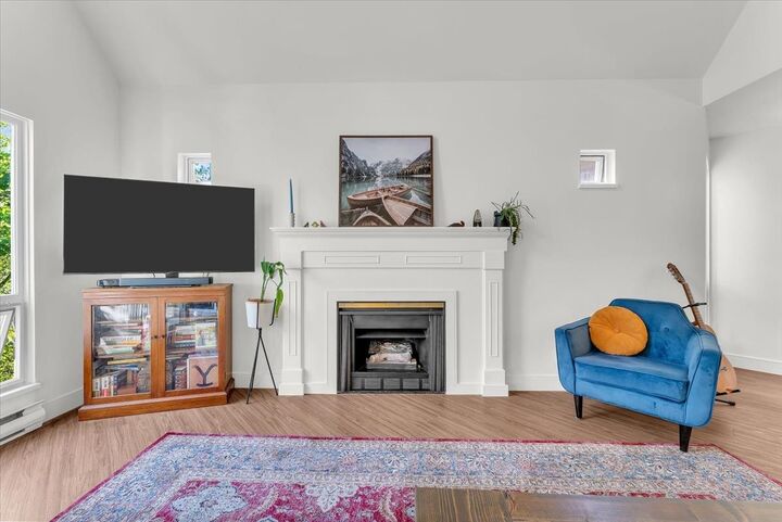 Property Photo: 7455 Moffatt Road 309 BC V6Y 1X9
