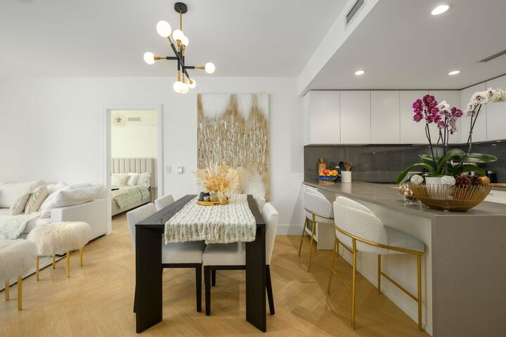 Property Photo: 4675 Cambie Street 204 BC V5Z 0J7