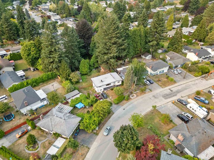 14935 Canary Drive — photo 1