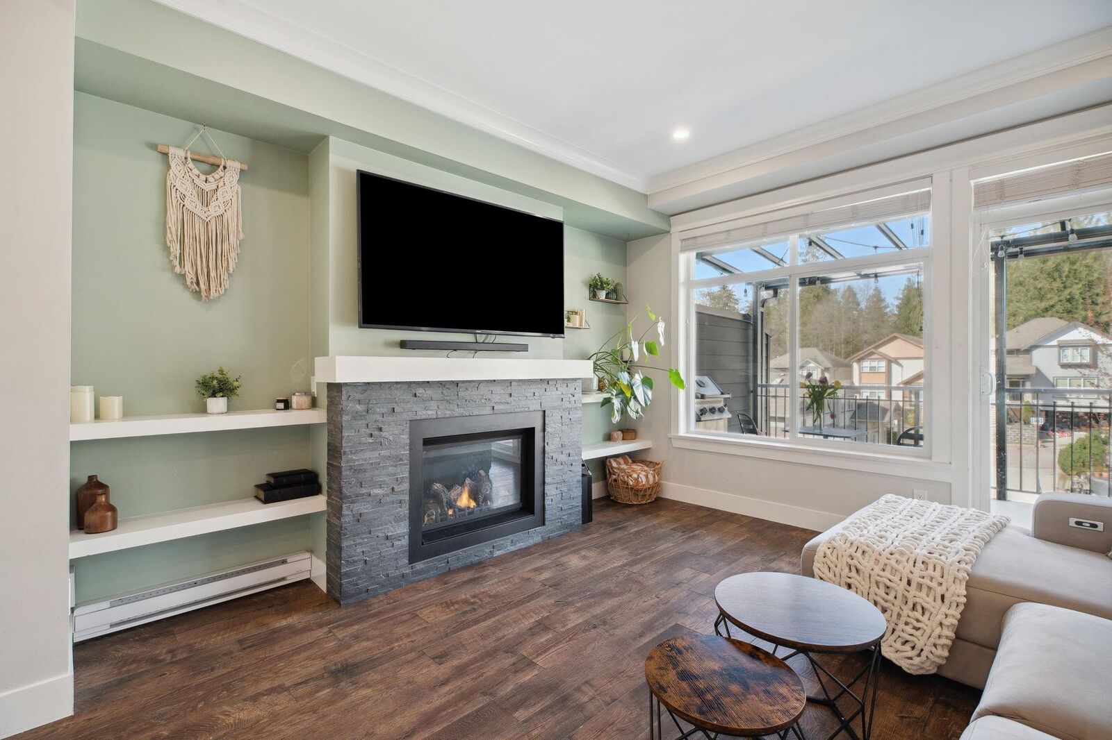 Property Photo: 11461 236 Street 24 BC V2W 0H6