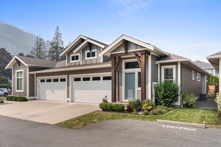 Property Photo: 628 McCombs Drive 34 BC V0M 1K0