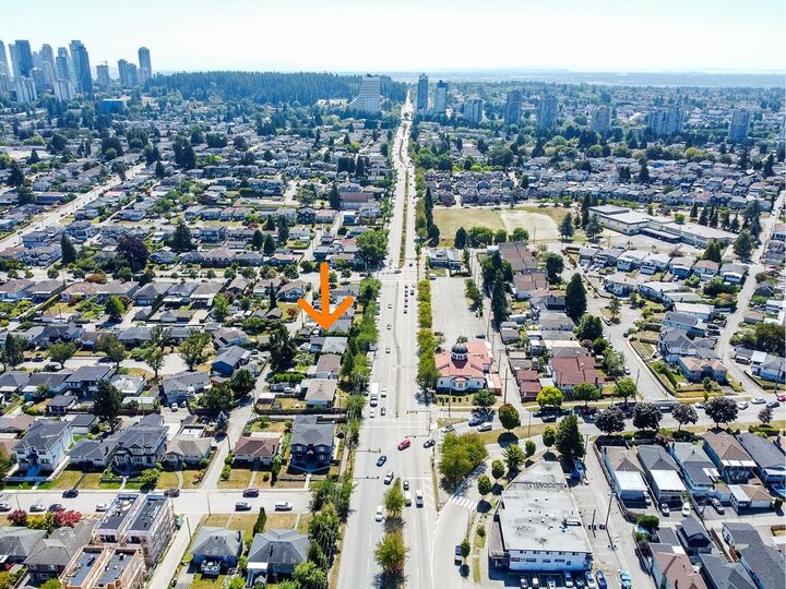 Property Photo: 4560 Boundary Road BC V5R 2N4