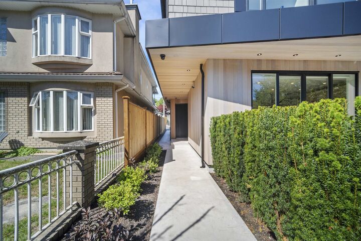 Property Photo: 5033 Prince Albert Street 2 BC V5W 3C5