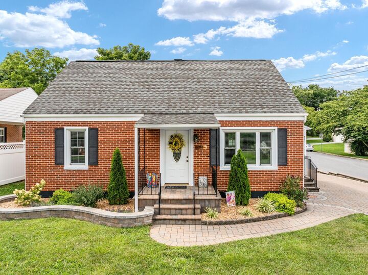 Property Photo: 153 Fox Drive VA 22601