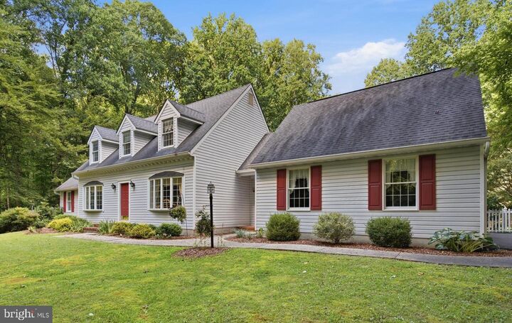 Property Photo:  2420 Stratton Drive  MD 21104 