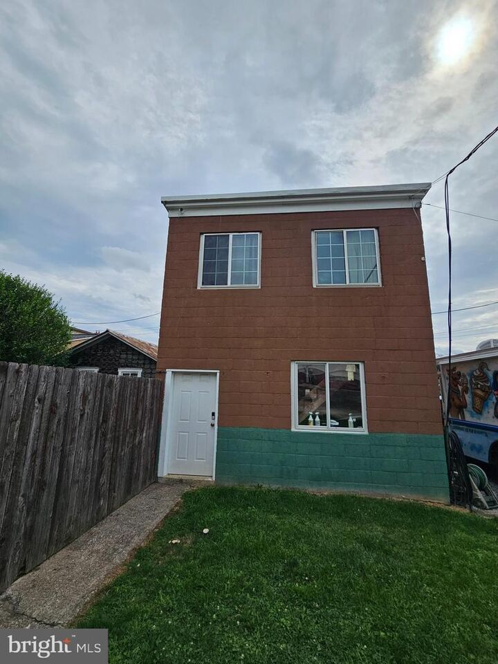 Property Photo: 29 Spruce Street PA 19562