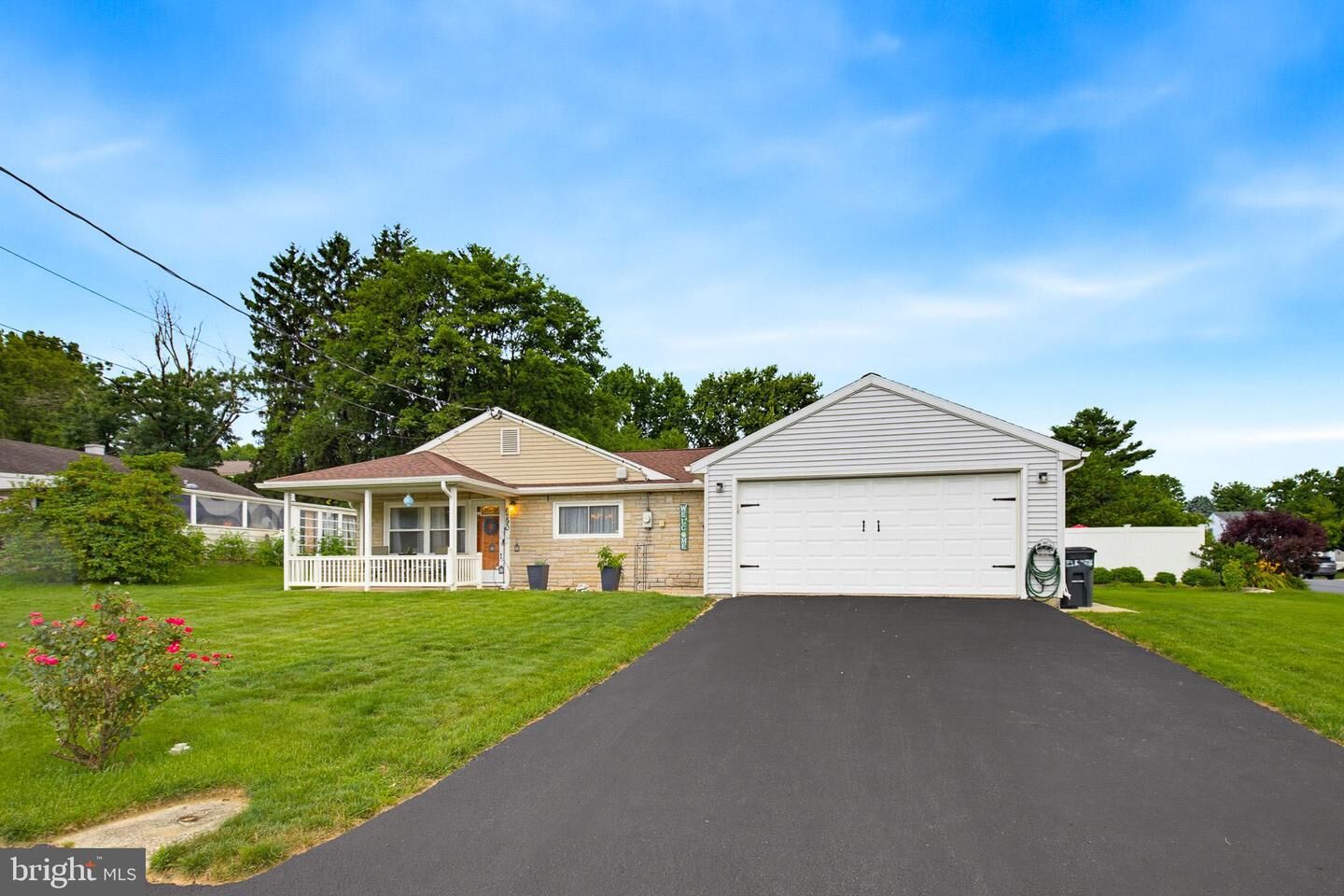 Property Photo:  6290 Hollow Drive  PA 17520 