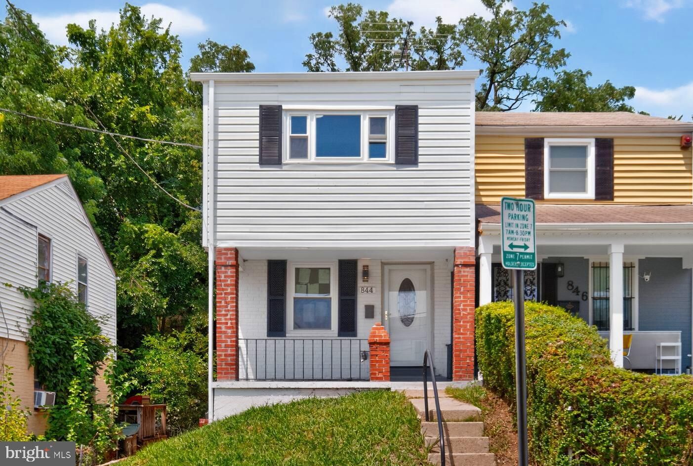 Property Photo: 844 50th Place NE DC 20019