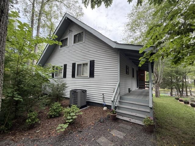 Property Photo:  102 Pleasant Grove Road  VA 22508 