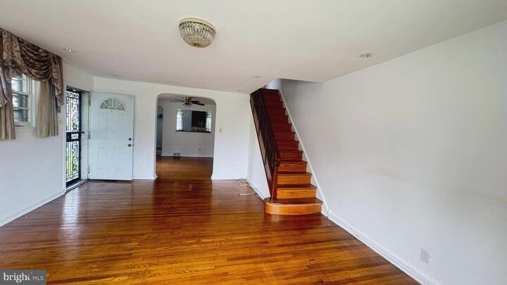 Property Photo: 6527 N 10th Street PA 19126