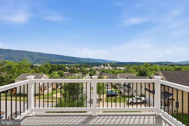 Property Photo:  508 Thompson Street  VA 22657 