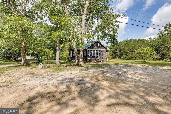 Property Photo: 7 Beebe Lane 9 NJ 08088