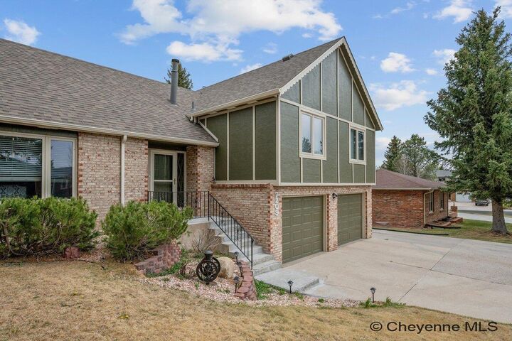 Property Photo:  7209 Hawthorne Dr  WY 82009 