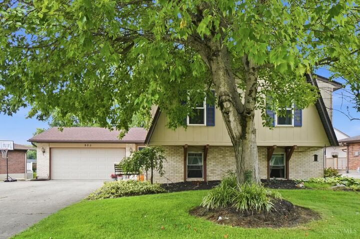 Property Photo:  905 Victoria Drive  OH 45005 