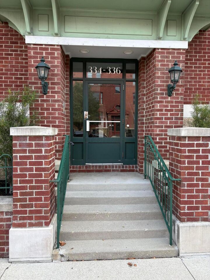 Property Photo: 336 S 3rd Street OH 43215