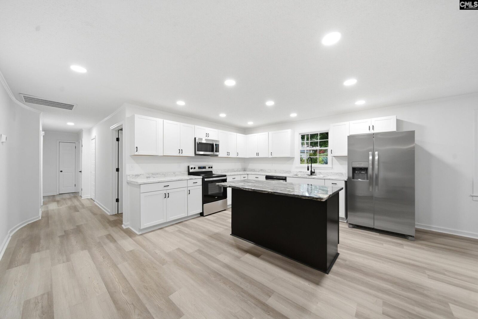 Property Photo:  214 Melody  SC 29210 