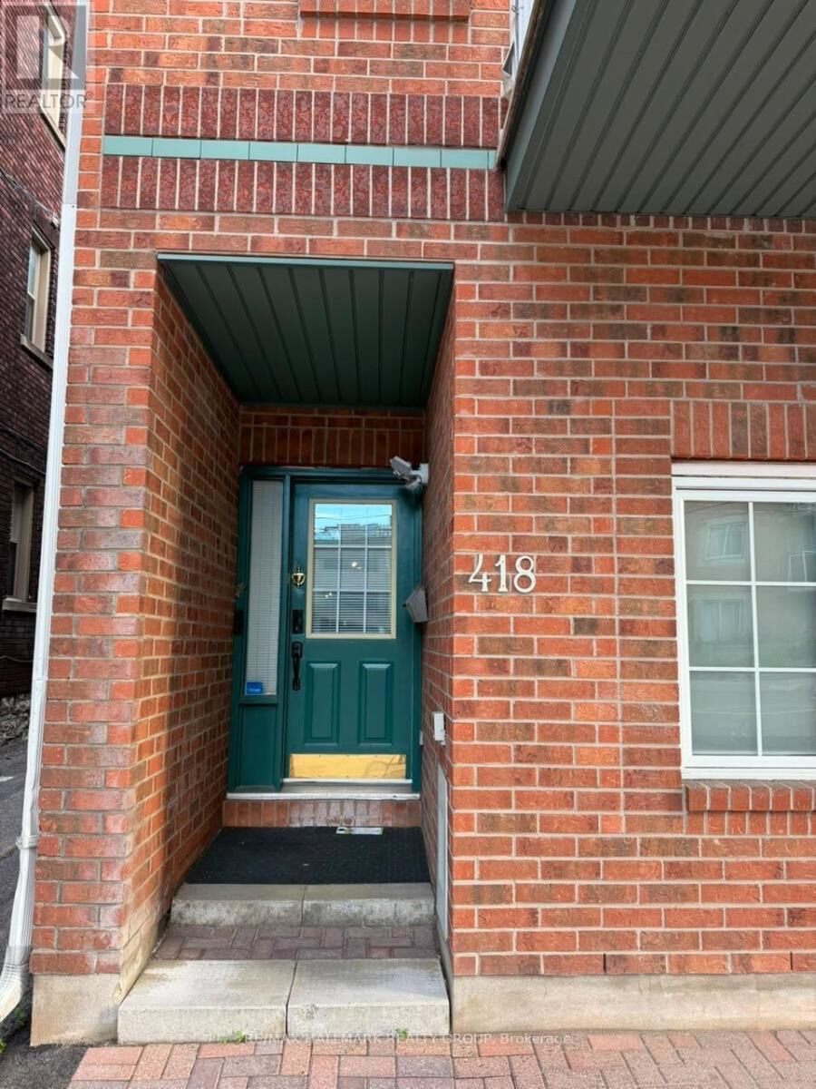 Property Photo: 418 Somerset Street West ON K2P 0K2