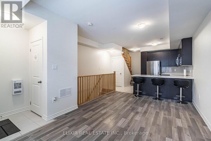 Property Photo:  2285 McNab Lane 13  ON L5J 0B3 