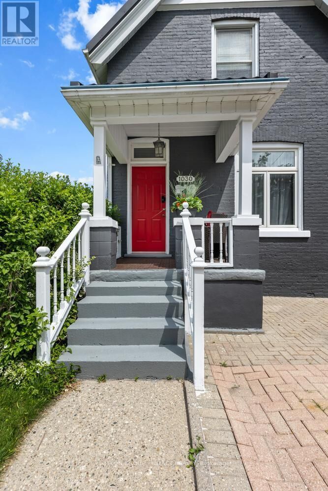 1030 York Street — photo 1