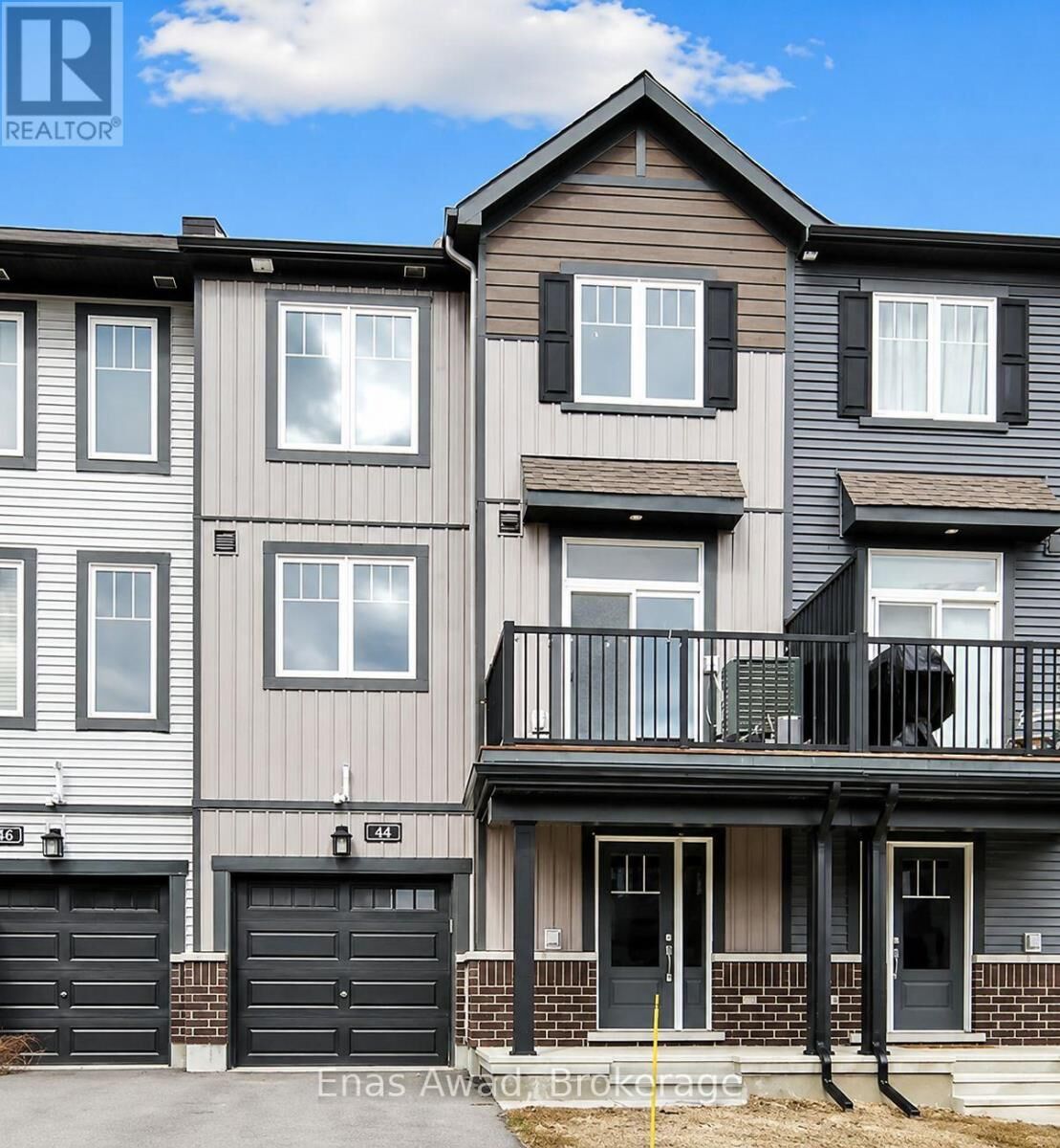 Property Photo:  44 Teelin Circle 1  ON K2C 3H2 